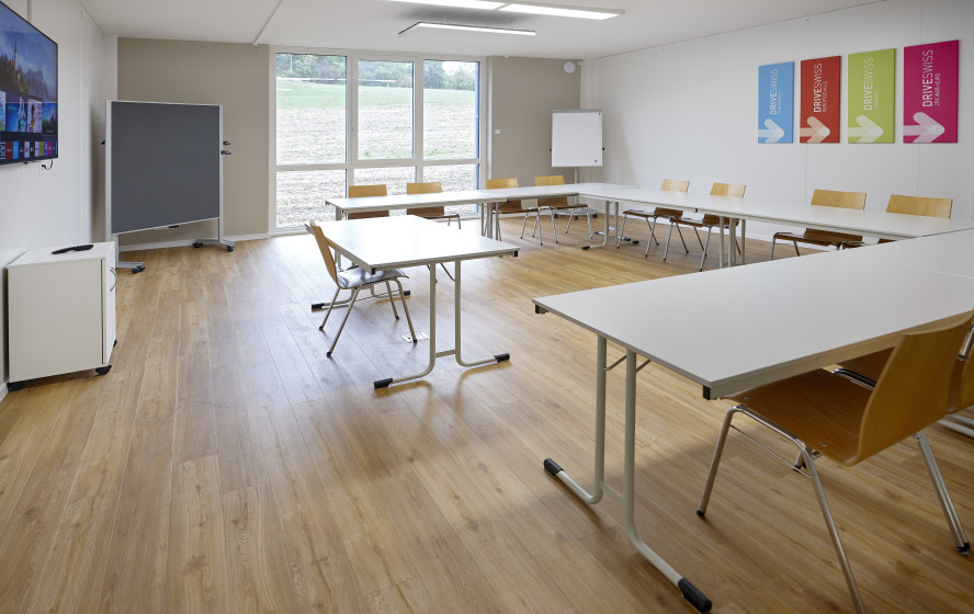 In den Schulzimmern 2